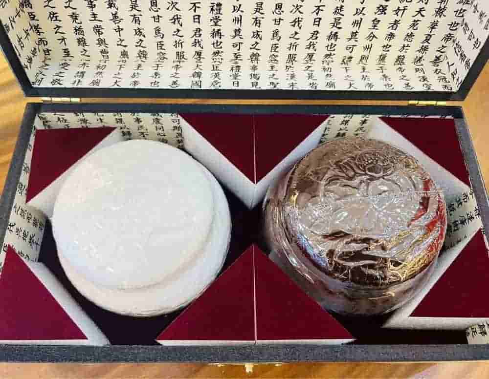 Cao Hắc Sâm Đông Trùng Hũ Đôi IRE Hàn Quốc ( 2 hũ x 500gr)